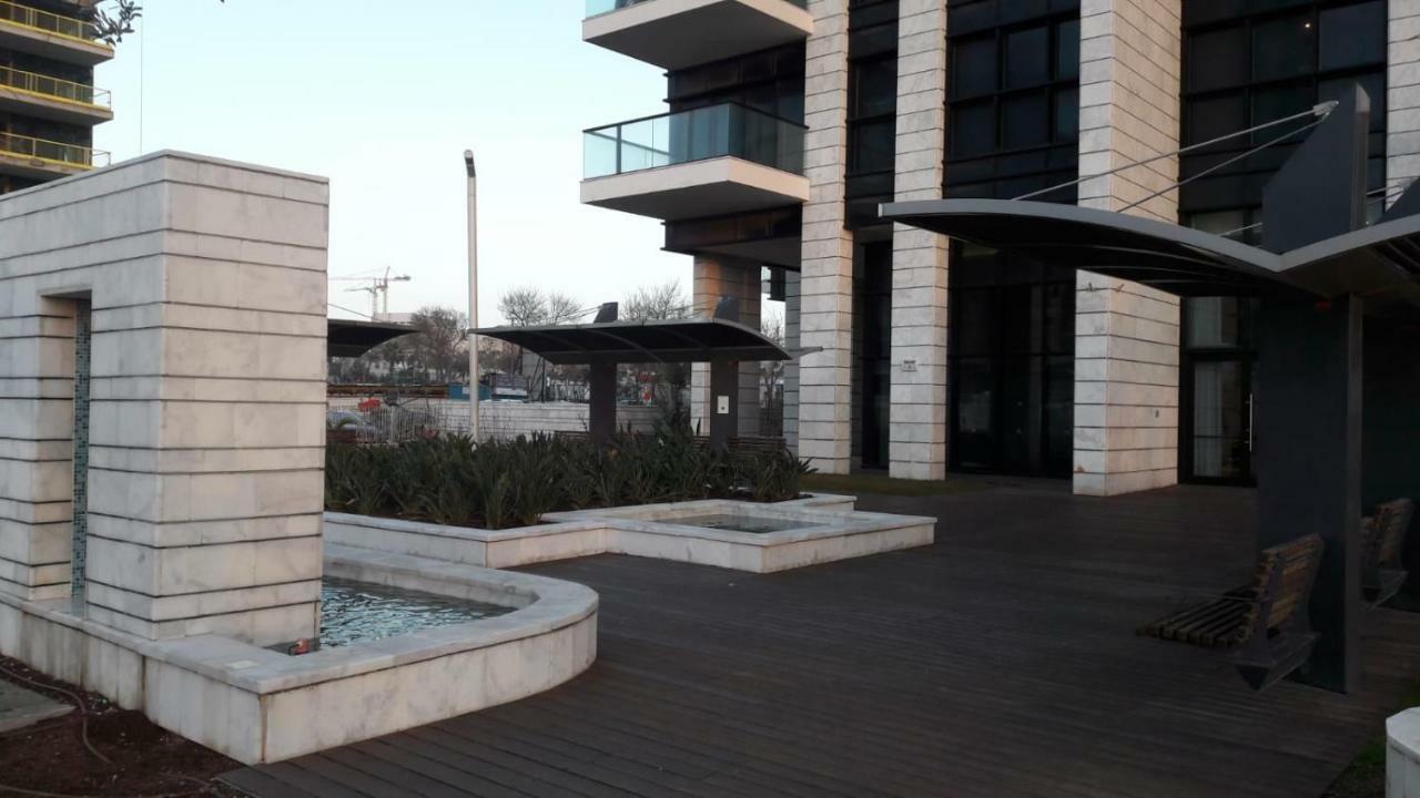 Oַ&O Group- Luxury Apt Tower Best Sea View Bat Yam Exterior photo
